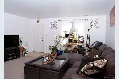 51 Rocky Point Yaphank Rd #5, Rocky Point, NY 11778 - Photo 3