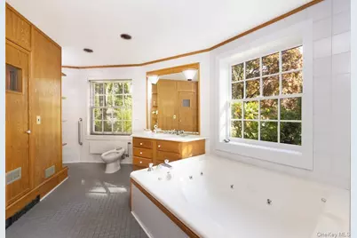 9 Oxford Road, White Plains, NY 10605 - Photo 31