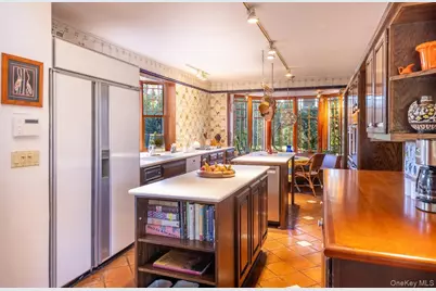 9 Oxford Road, White Plains, NY 10605 - Photo 25