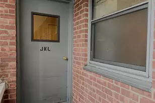 61-15 97th St, Rego Park, NY 11374 - Photo 17