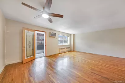 100 Lincoln Avenue #28C, Mineola, NY 11501 - Photo 5