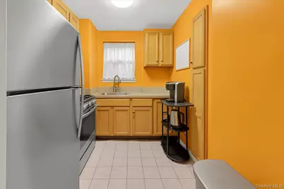 110 Pearsall Drive #3B, Mount Vernon, NY 10552 - Photo 7