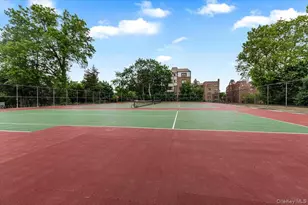 110 Pearsall Dr, Mount Vernon, NY 10552 - Photo 11