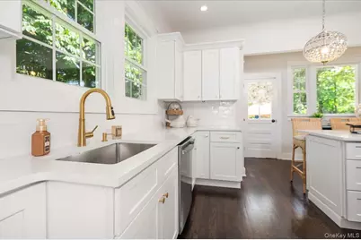 16 Lamarcus Avenue, Glen Cove, NY 11542 - Photo 13