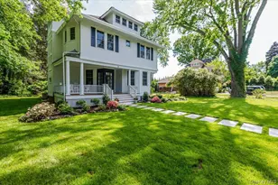 16 Lamarcus Ave, Glen Cove, NY 11542 - Photo 31