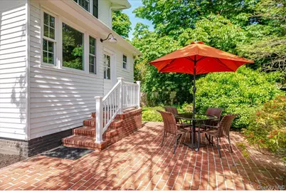 16 Lamarcus Avenue, Glen Cove, NY 11542 - Photo 29