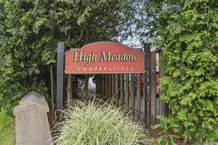 147 Charter Cir, Ossining, NY 10562 - Photo 23