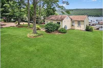 7 W Cove Road, Greenwood Lake, NY 10925 - Photo 3