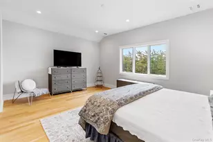 240 Head of Pond Rd, Water Mill, NY 11976 - Photo 25