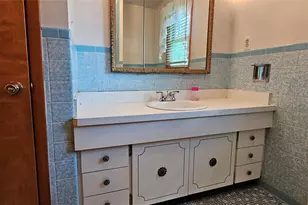 24 Buff Rd, Lake Huntington, NY 12726 - Photo 17