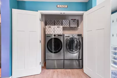 787 Accabonac Road, White Sulphur Springs, NY 11937 - Photo 17