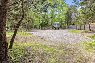 787 Accabonac Rd, White Sulphur Springs, NY 11937 - Photo 21