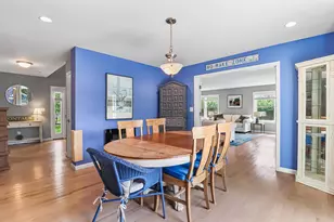 787 Accabonac Rd, White Sulphur Springs, NY 11937 - Photo 7