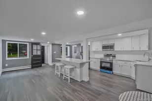 60 Sunburst Dr, Rocky Point, NY 11778 - Photo 5