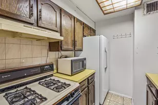 152-18 Union Tpke, Flushing, NY 11367 - Photo 19