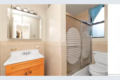 160-15 Powells  Cove Boulevard #D203, Whitestone, NY 11357 - Photo 9