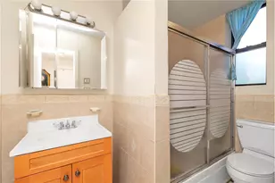 160-15 Powells Cove Blvd, Whitestone, NY 11357 - Photo 9