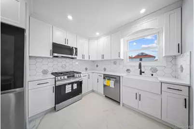 6916 Almeda Avenue, Arverne, NY 11692 - Photo 3