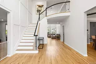 16 Home Ct, Huntington, NY 11743 - Photo 11