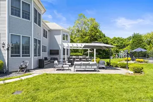 16 Home Ct, Huntington, NY 11743 - Photo 45