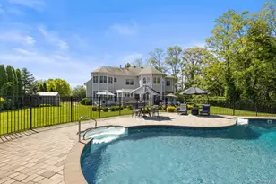 16 Home Ct, Huntington, NY 11743 - Photo 43