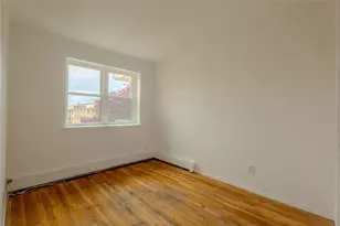 8 Florence Ave, Freeport, NY 11520 - Photo 17