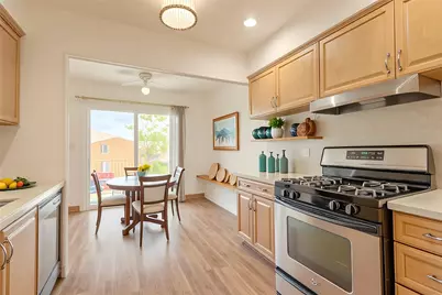 8 Florence Avenue #16C, Freeport, NY 11520 - Photo 7