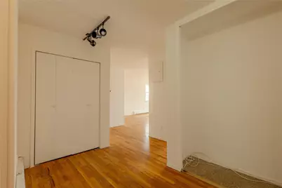 8 Florence Avenue #16C, Freeport, NY 11520 - Photo 5