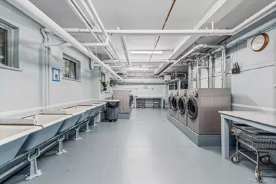 160 Middle Neck Road #5A, Great Neck, NY 11021 - Photo 23