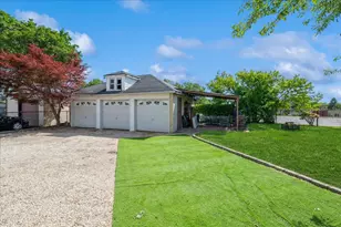 35 East Ave, Glen Cove, NY 11542 - Photo 31