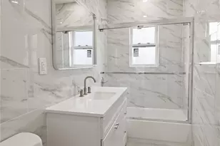 107-29 122nd St, Richmond Hill, NY 11419 - Photo 11