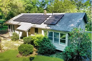 18 Stage Rd, Pine Island, NY 10969 - Photo 9