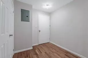 115-09 Linden Blvd, Ozone Park, NY 11420 - Photo 7