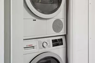 21-16 35th St, Astoria, NY 11105 - Photo 7