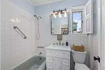 25 Bay Street, Bronx, NY 10464 - Photo 19