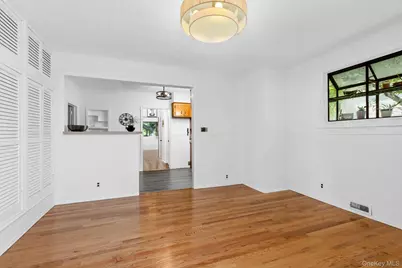 25 Bay Street, Bronx, NY 10464 - Photo 13