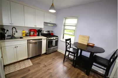 2270 Palmer Avenue #5J, New Rochelle, NY 10801 - Photo 3