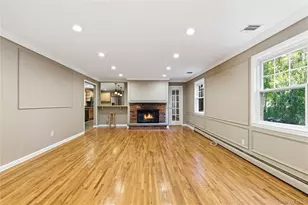 128 Cove Rd, Huntington, NY 11743 - Photo 13