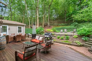 128 Cove Rd, Huntington, NY 11743 - Photo 31