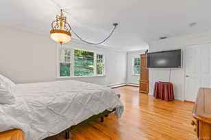 128 Cove Rd, Huntington, NY 11743 - Photo 21