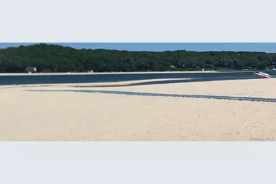 128 Cove Road, Huntington, NY 11743 - Photo 39