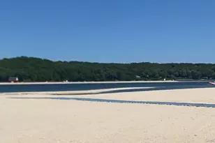 128 Cove Rd, Huntington, NY 11743 - Photo 39