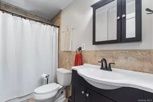 35 Parkview Ave, Bronxville, NY 10708 - Photo 13