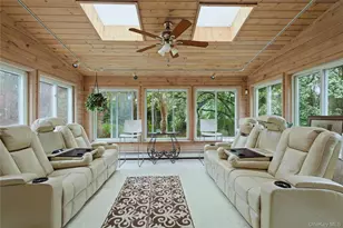 39 Carriage Hill Ln, Poughkeepsie, NY 12603 - Photo 7