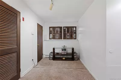 39 Carriage Hill Lane, Poughkeepsie, NY 12603 - Photo 23
