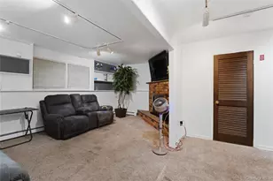 39 Carriage Hill Ln, Poughkeepsie, NY 12603 - Photo 21