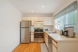 28 Huntting Rd, East Hampton, NY 11937 - Photo 3