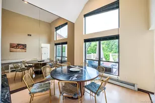 4 Bridle Ct, Northport, NY 11768 - Photo 15