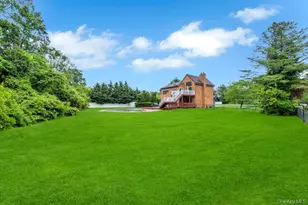 4 Bridle Ct, Northport, NY 11768 - Photo 9