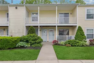 241 Fairview Cir, Middle Island, NY 11953 - Photo 23